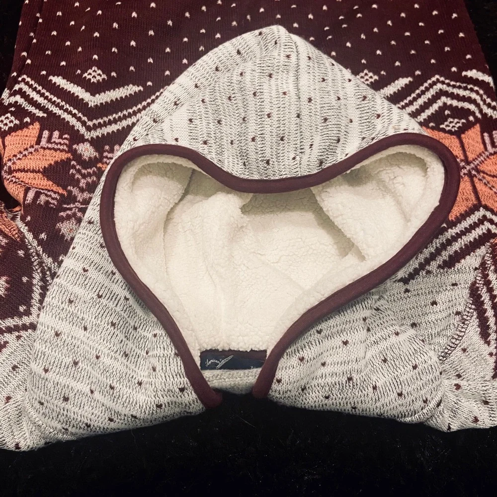 Sweater/Jacket - Picture 3 of 3